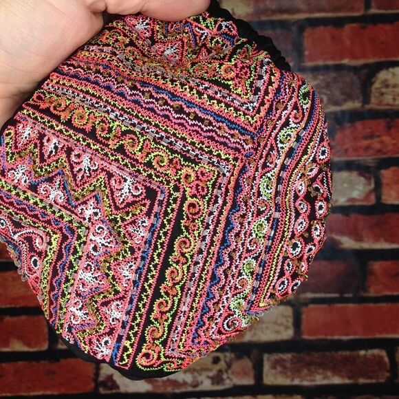 5 forâ$25đ„SmallâEmbroideredâBikiniâSwimsuitâTop - Picture 6 of 7